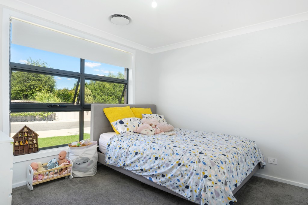 12 Pearl Court, Orange NSW 2800 - photo 8