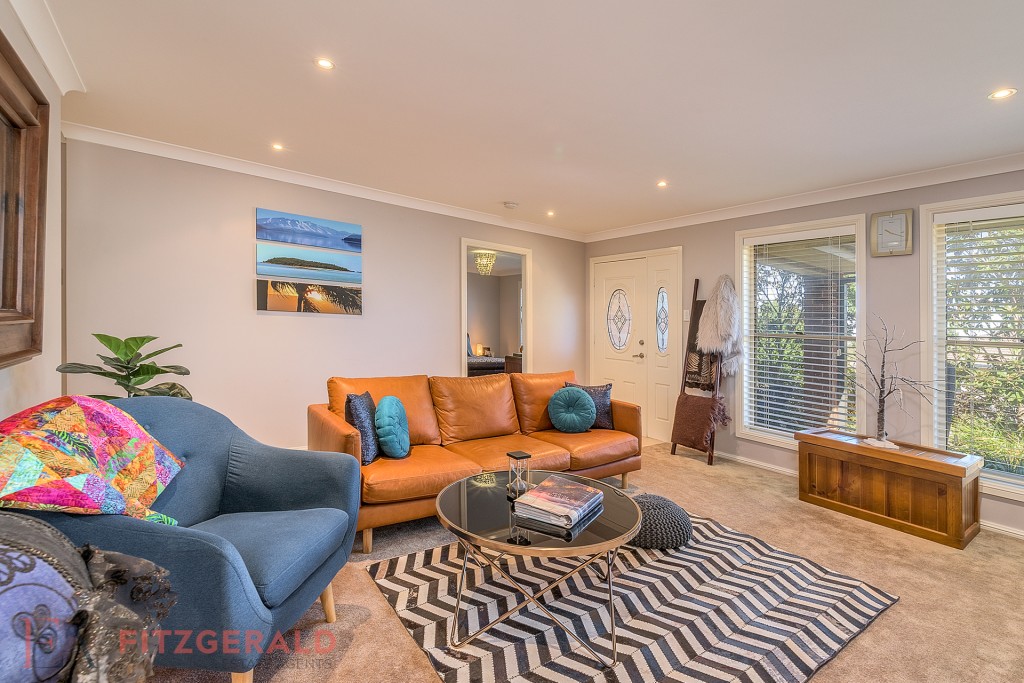 14 Bert Whiteley Place, Orange NSW 2800 - photo 2