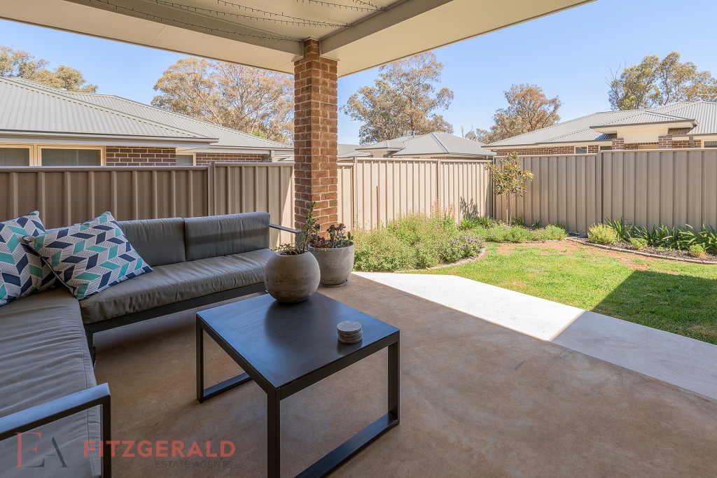26 Emmaville Street, Orange NSW 2800 - photo 5