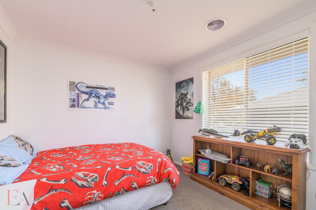 26 Emmaville Street, Orange NSW 2800 - photo 7
