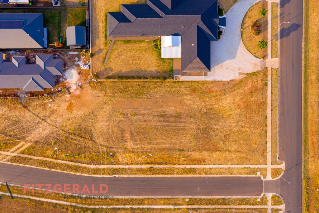 106 Lysterfield Road, Orange NSW 2800 - photo 3