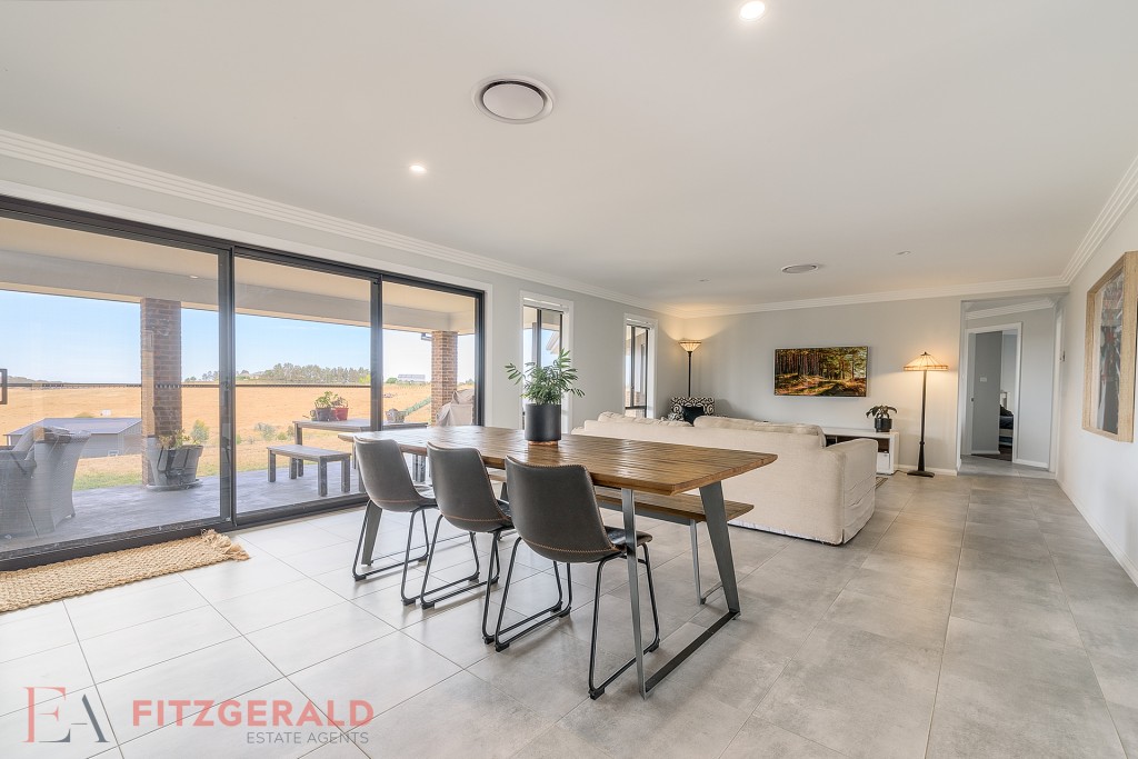 94 Dean Drive, Orange NSW 2800 - photo 3