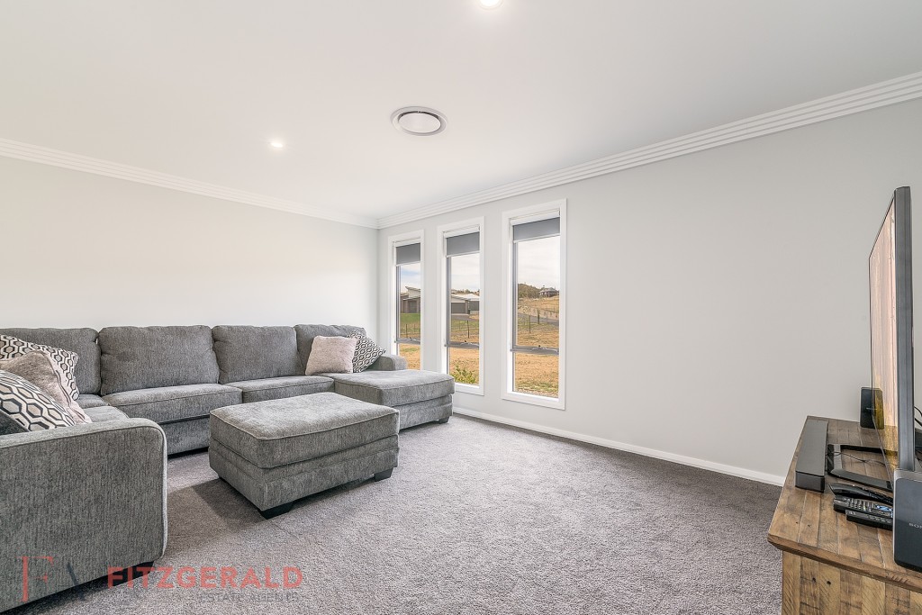 94 Dean Drive, Orange NSW 2800 - photo 8