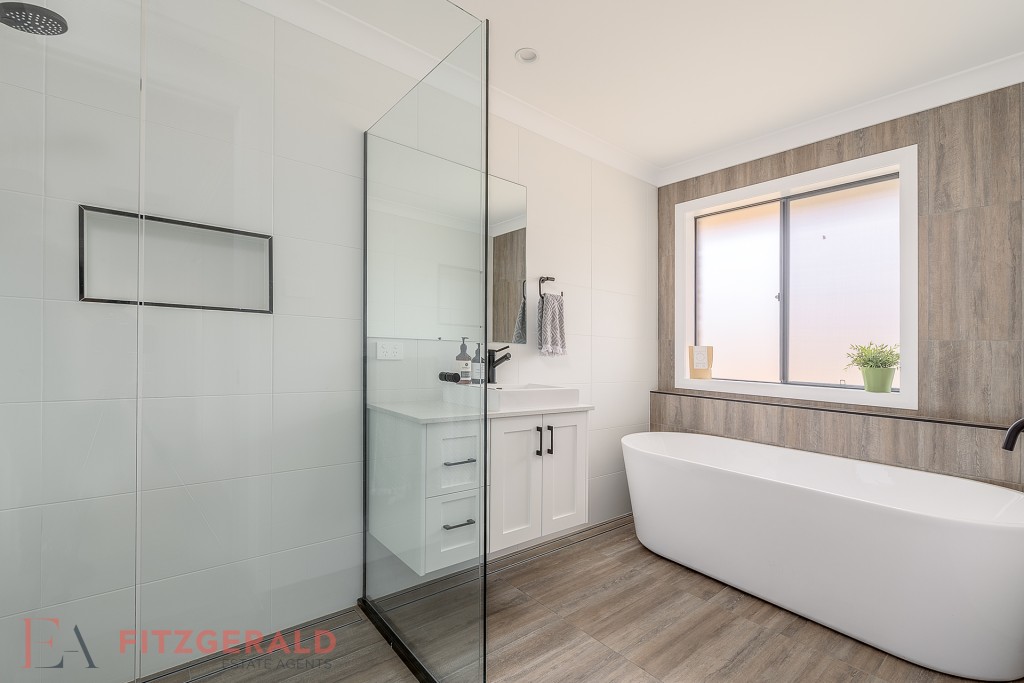 94 Dean Drive, Orange NSW 2800 - photo 9