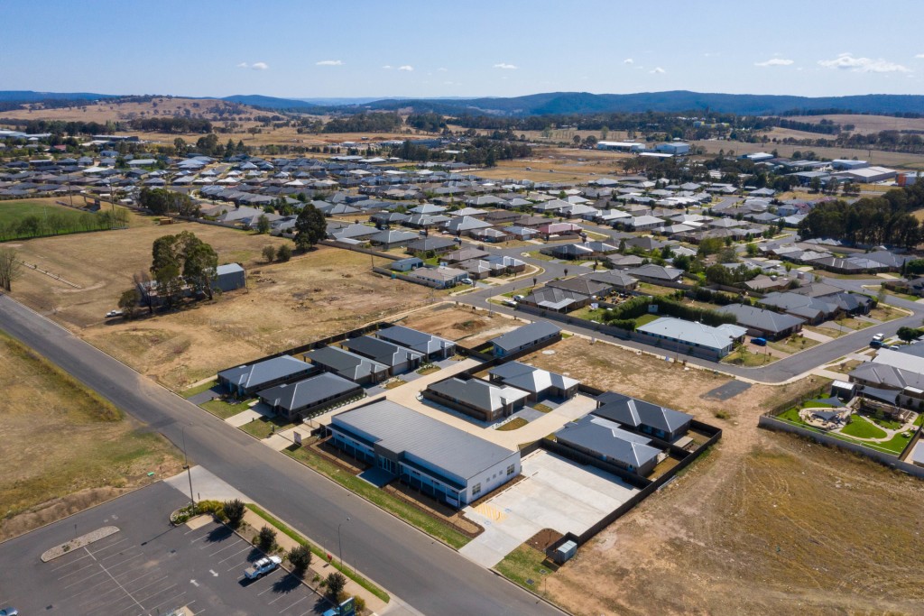 2/26 Telopea Way, Orange NSW 2800 - photo 2