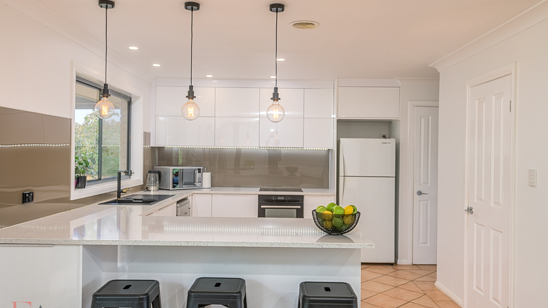 1129 Millthorpe Road, Millthorpe NSW 2798 - photo 7
