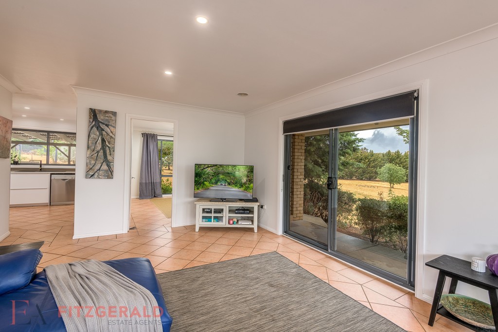 1129 Millthorpe Road, Millthorpe NSW 2798 - photo 9