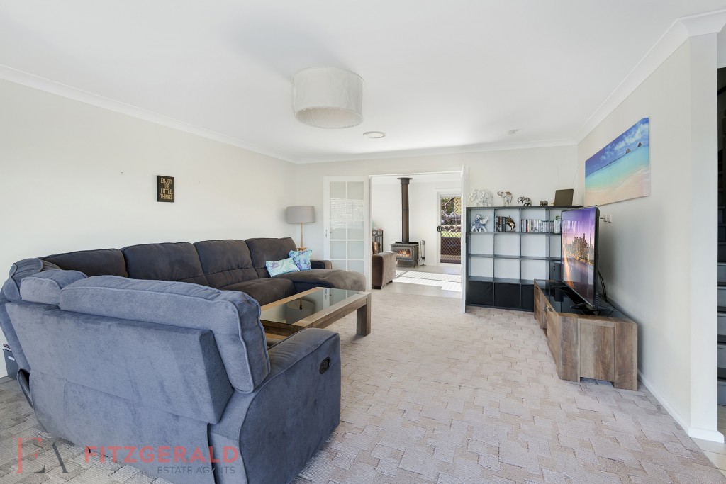 204 Ploughmans Lane, Orange NSW 2800 - photo 3