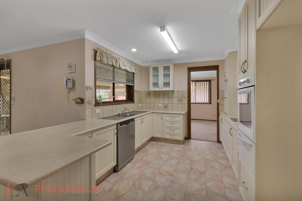 13 Pulari Place, Orange NSW 2800 - photo 4