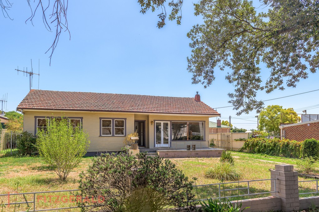 17 Churchill Avenue, Orange NSW 2800 - McGrath Central West