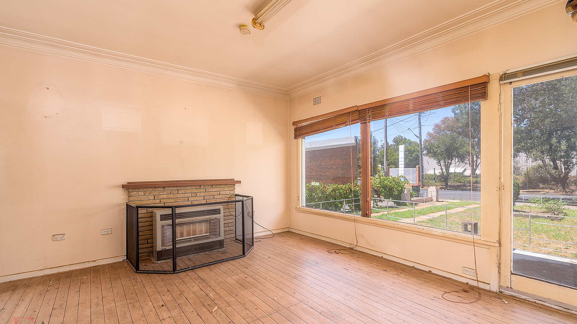 17 Churchill Avenue, Orange NSW 2800 - photo 5