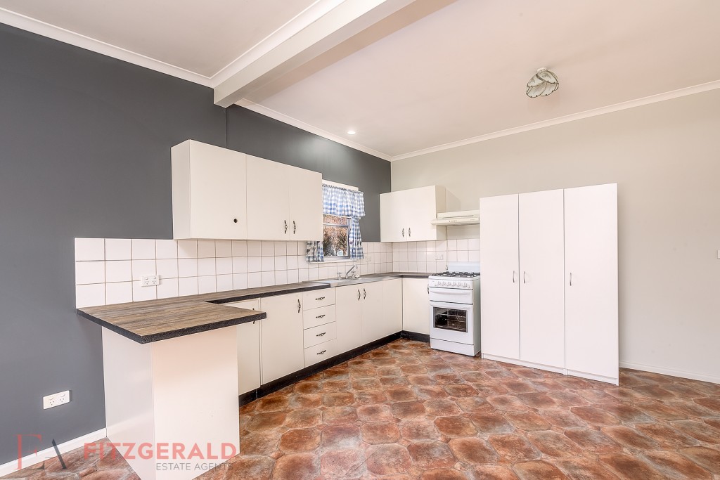 22 Endsleigh Avenue, Orange NSW 2800 - photo 2