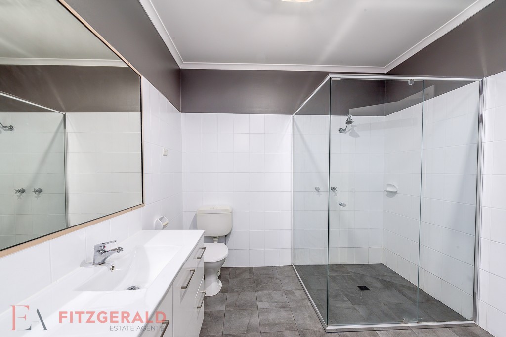 22 Endsleigh Avenue, Orange NSW 2800 - photo 4