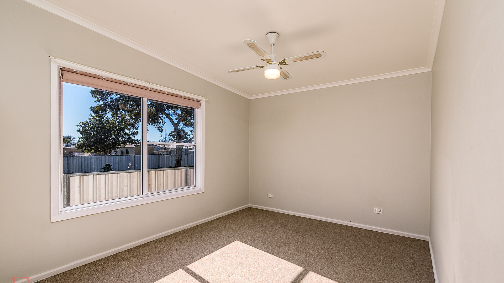 22 Endsleigh Avenue, Orange NSW 2800 - photo 7