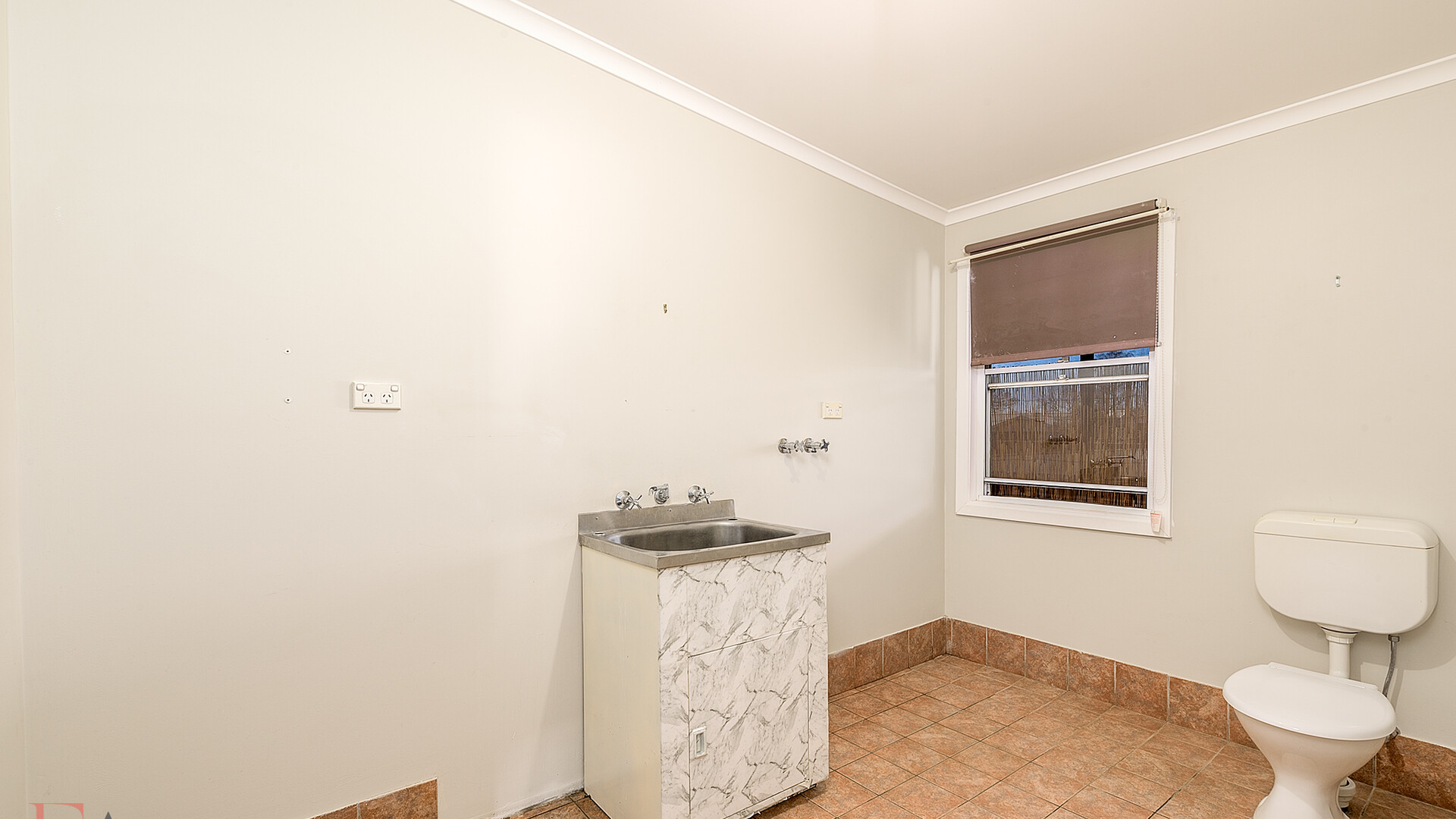 22 Endsleigh Avenue, Orange NSW 2800 - photo 9