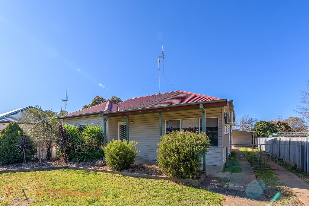 22 Endsleigh Avenue, Orange NSW 2800 - photo 10
