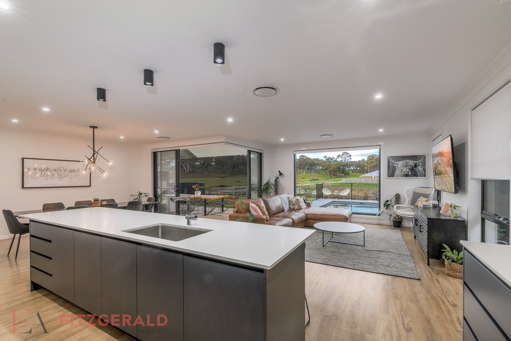 18 Brown Street, Orange NSW 2800 - photo 2
