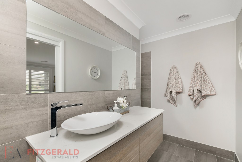 3 Thurtell Place, Orange NSW 2800 - photo 14