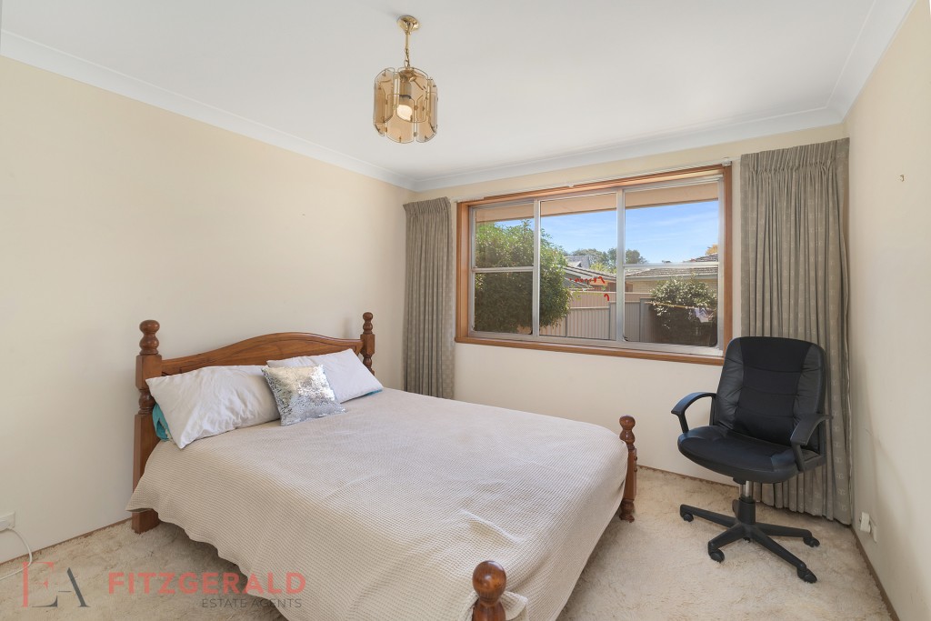 11 Karimi Way, Orange NSW 2800 - photo 4