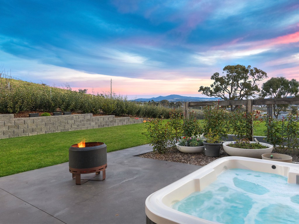 3 Patrick Close, Orange NSW 2800 - photo 6