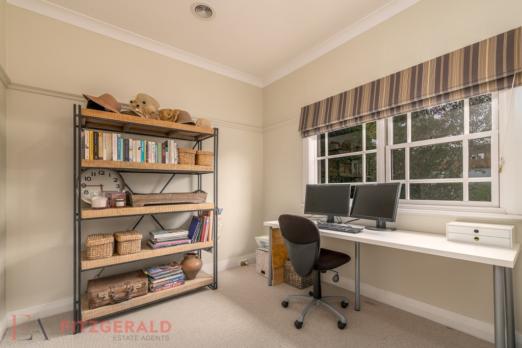 101 Sampson Street, Orange NSW 2800 - photo 13