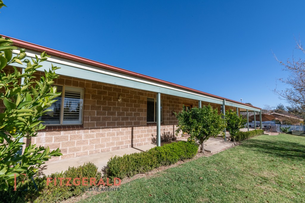 7 Lyrebird Place, Orange NSW 2800 - photo 17