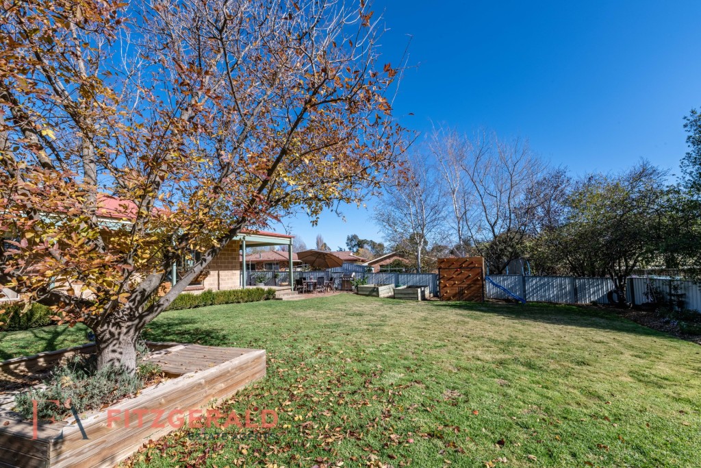 7 Lyrebird Place, Orange NSW 2800 - photo 4