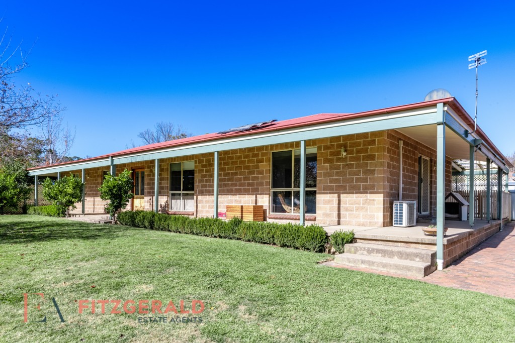 7 Lyrebird Place, Orange NSW 2800 - photo 5