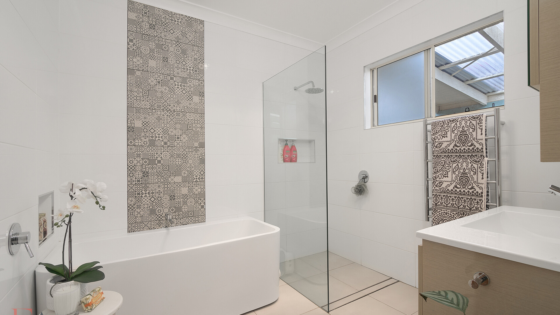 7 Lyrebird Place, Orange NSW 2800 - photo 6