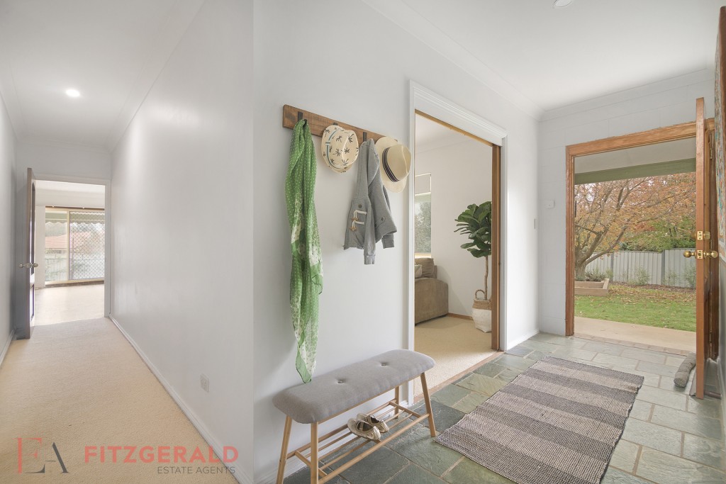 7 Lyrebird Place, Orange NSW 2800 - photo 10
