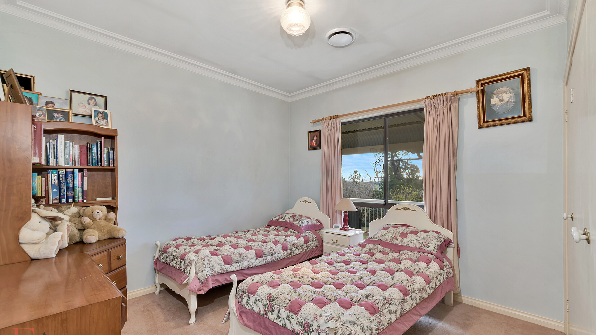 6 Borrodell Drive, Orange NSW 2800 - photo 13