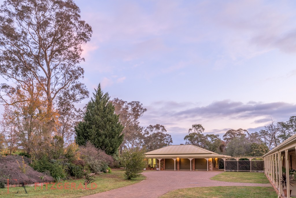 6 Borrodell Drive, Orange NSW 2800 - photo 18