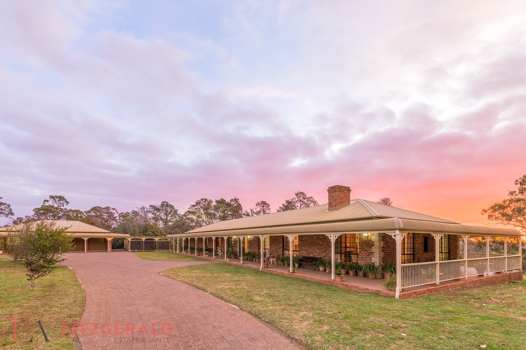 6 Borrodell Drive, Orange NSW 2800 - photo 19