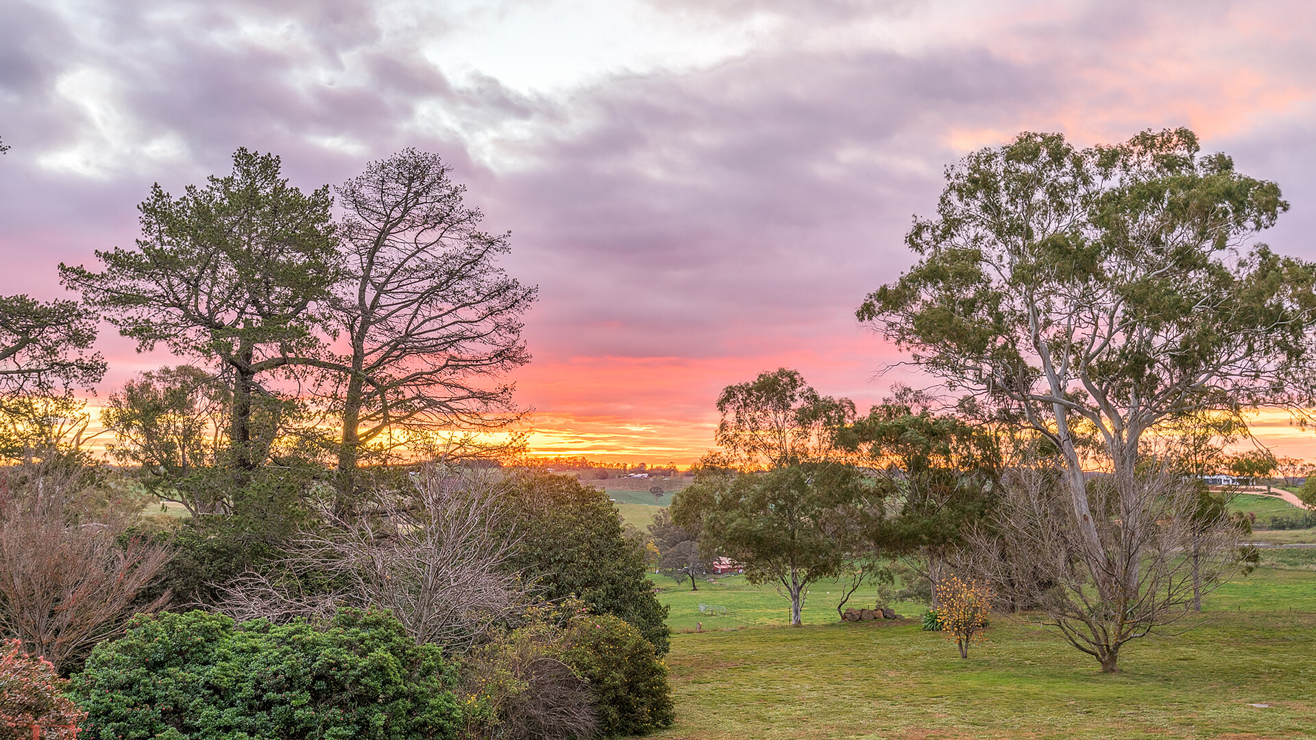 6 Borrodell Drive, Orange NSW 2800 - photo 23