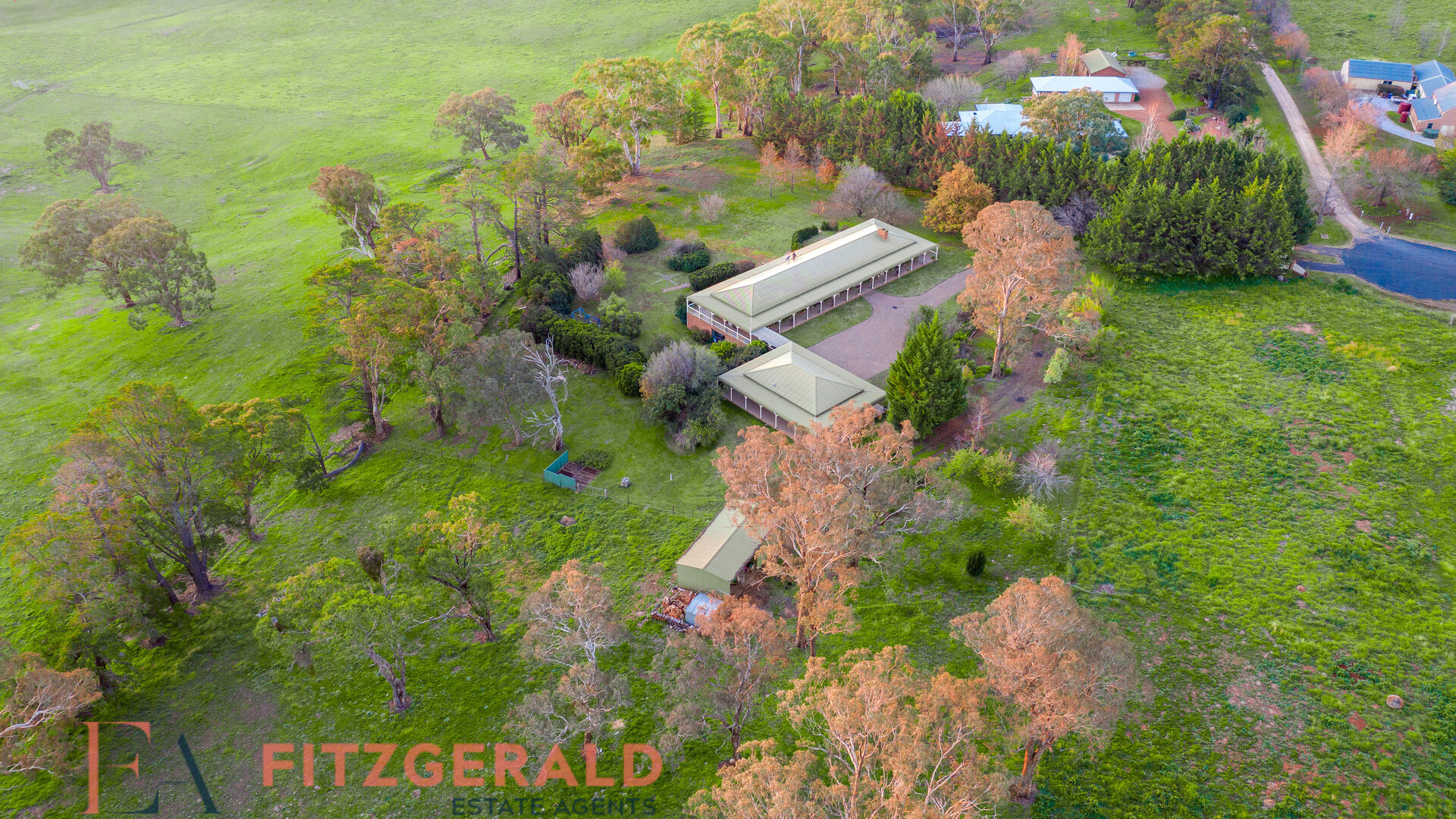 6 Borrodell Drive, Orange NSW 2800 - photo 32
