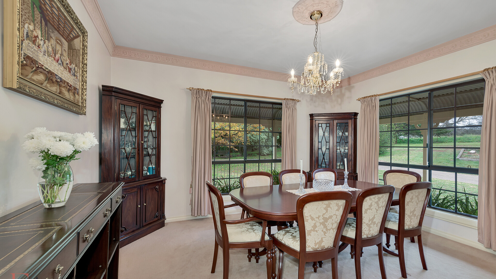 6 Borrodell Drive, Orange NSW 2800 - photo 5