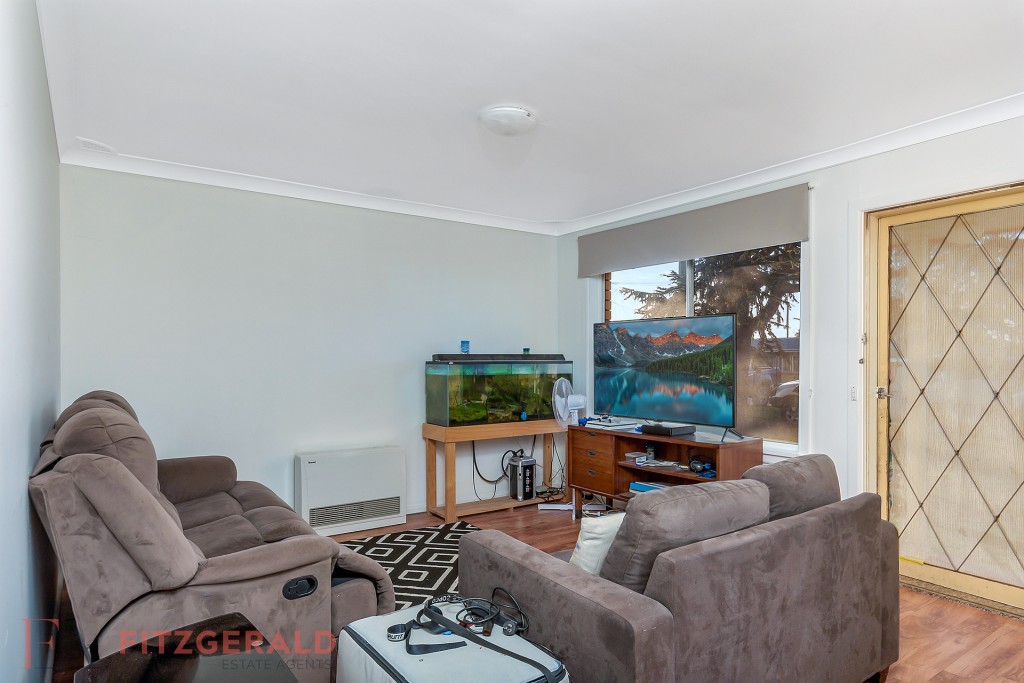 18 Stillingfleet Street, Blayney NSW 2799 - photo 3