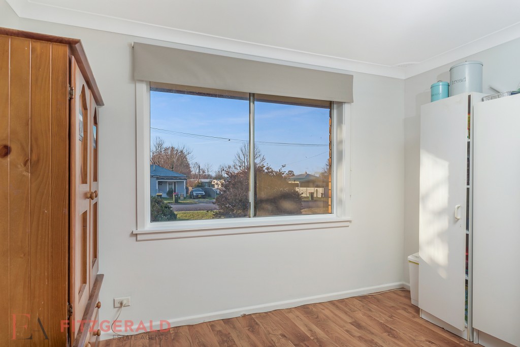 18 Stillingfleet Street, Blayney NSW 2799 - photo 8