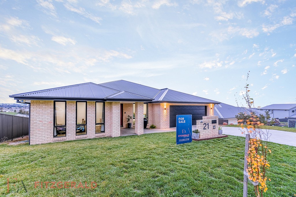 21 Camellia Place, Orange NSW 2800 - photo 12