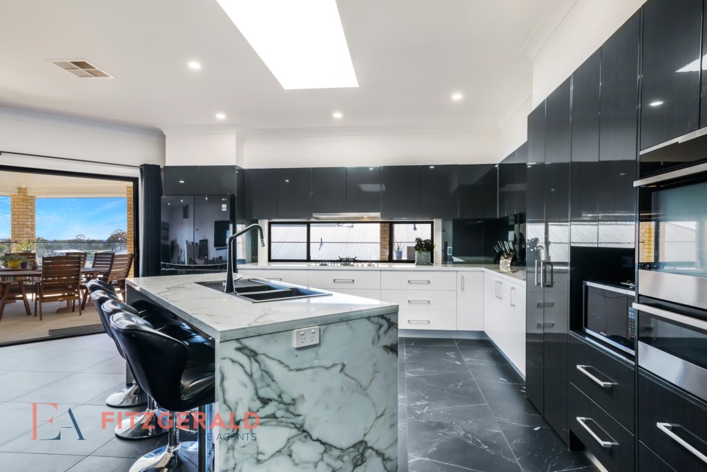 21 Camellia Place, Orange NSW 2800 - photo 3