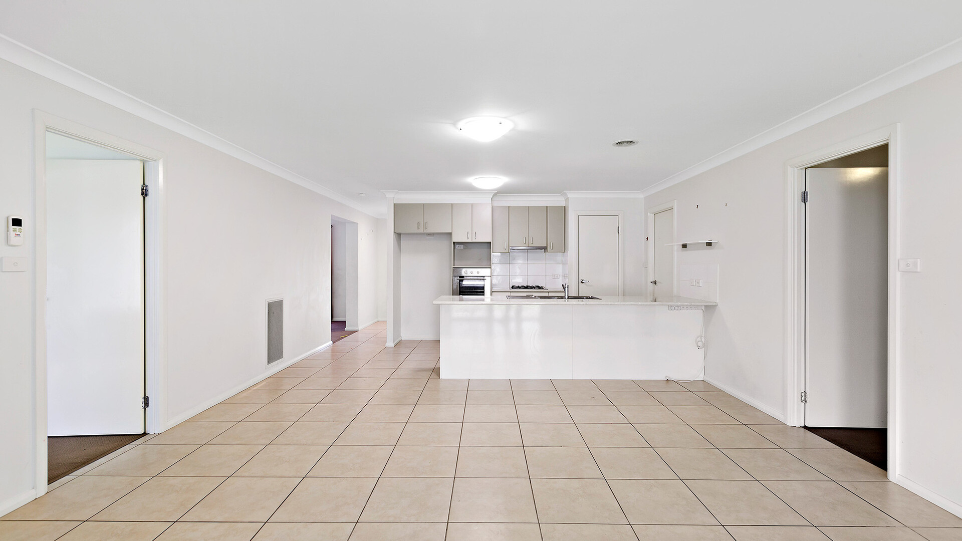 5 Buckland Drive, Orange NSW 2800 - photo 2