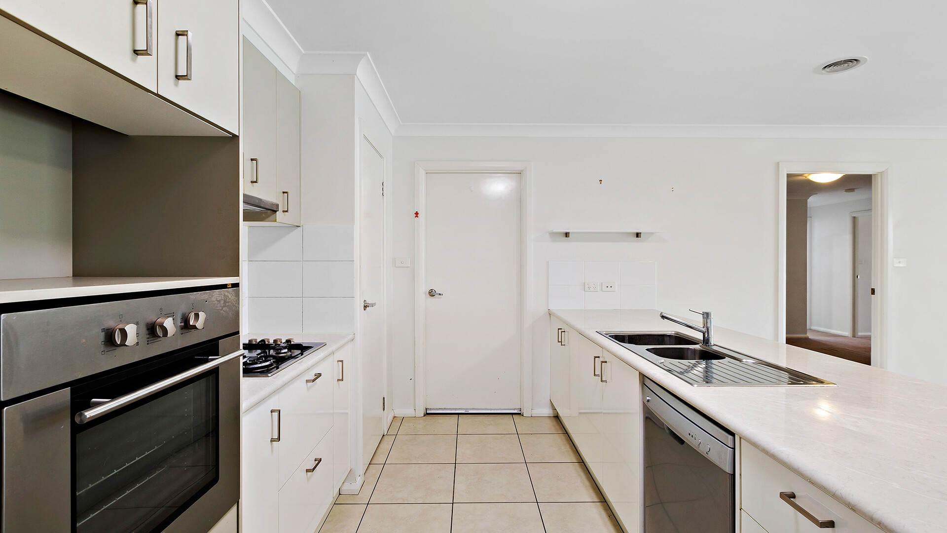 5 Buckland Drive, Orange NSW 2800 - photo 3
