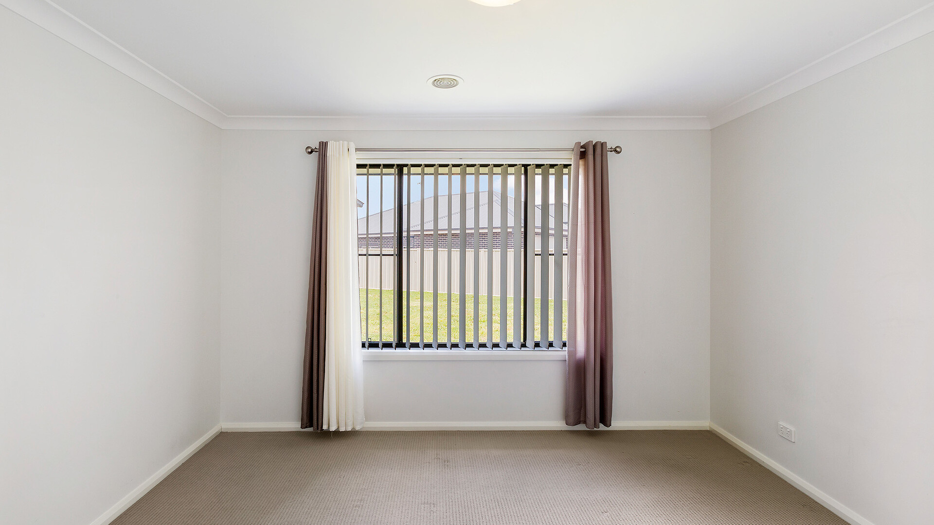 5 Buckland Drive, Orange NSW 2800 - photo 6