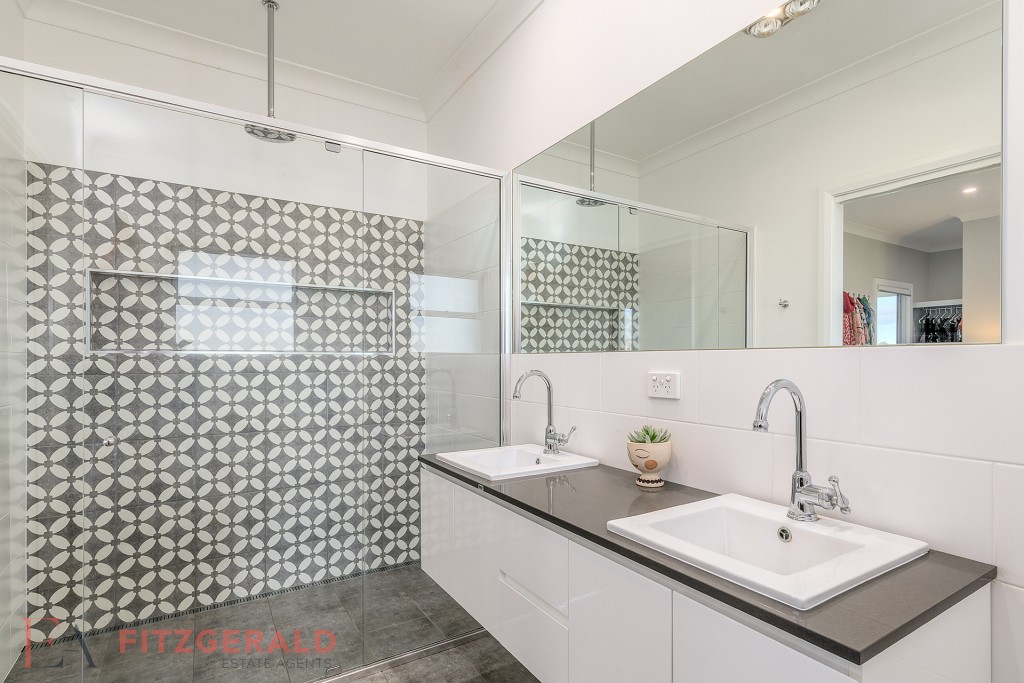 23 Davis Road, Orange NSW 2800 - photo 11