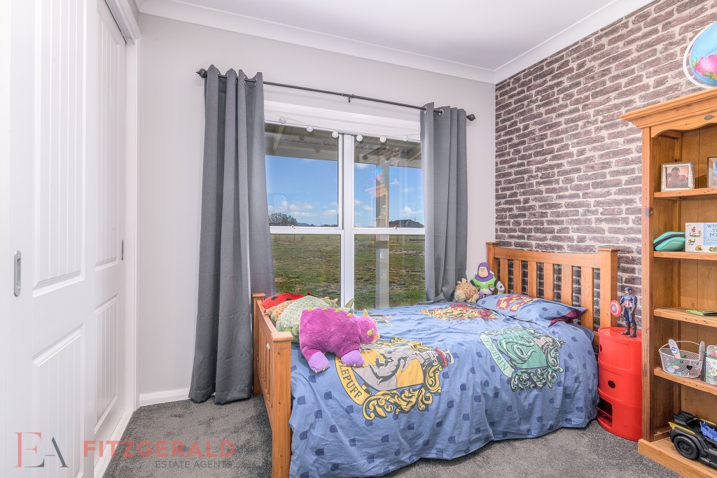 23 Davis Road, Orange NSW 2800 - photo 12