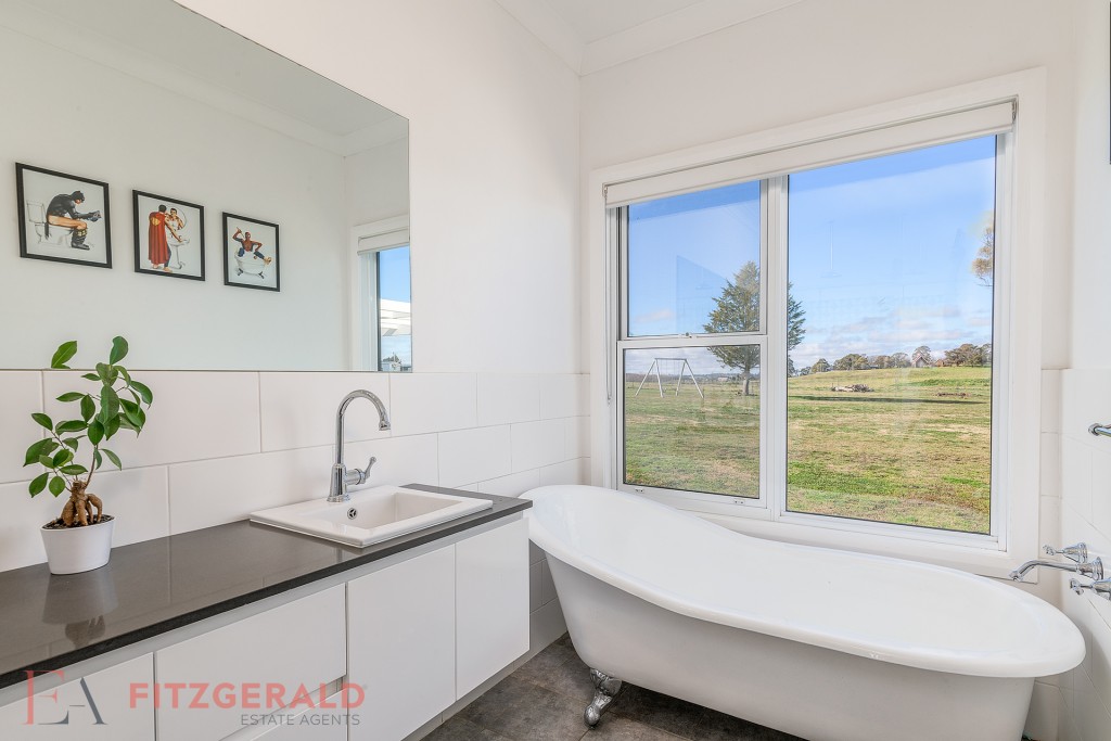 23 Davis Road, Orange NSW 2800 - photo 17