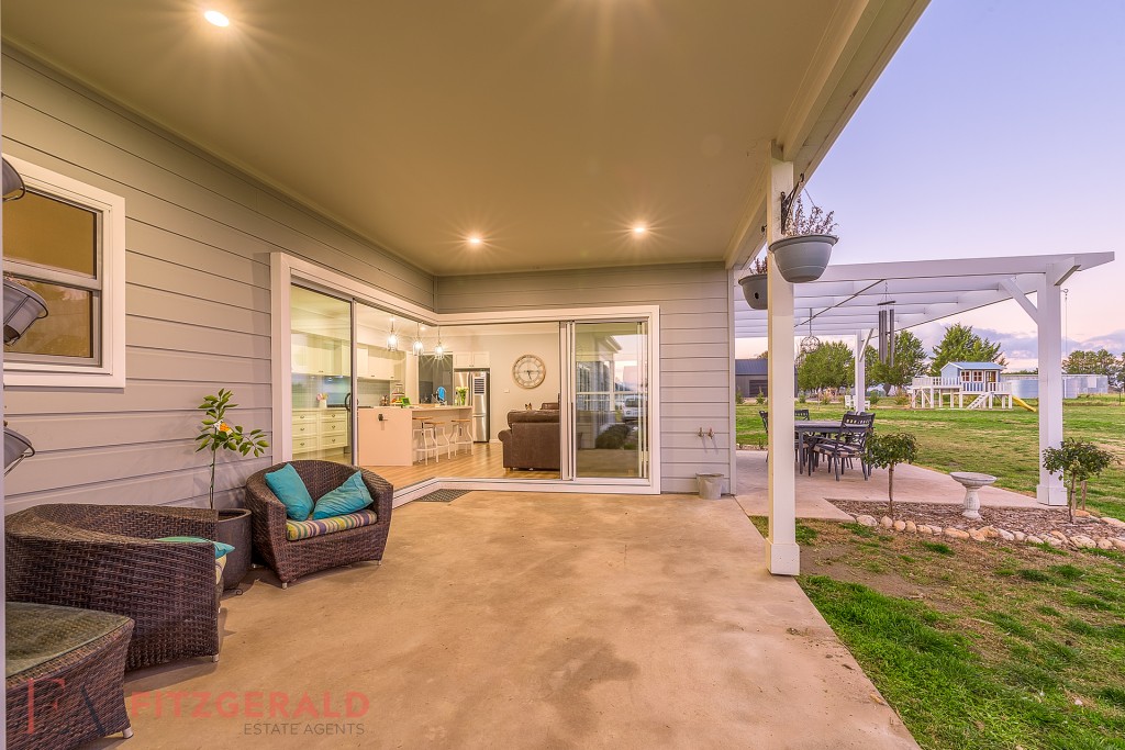 23 Davis Road, Orange NSW 2800 - photo 18