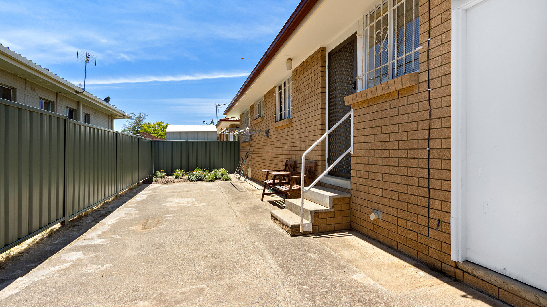 2/98 Kenna Street, Orange NSW 2800 - photo 11