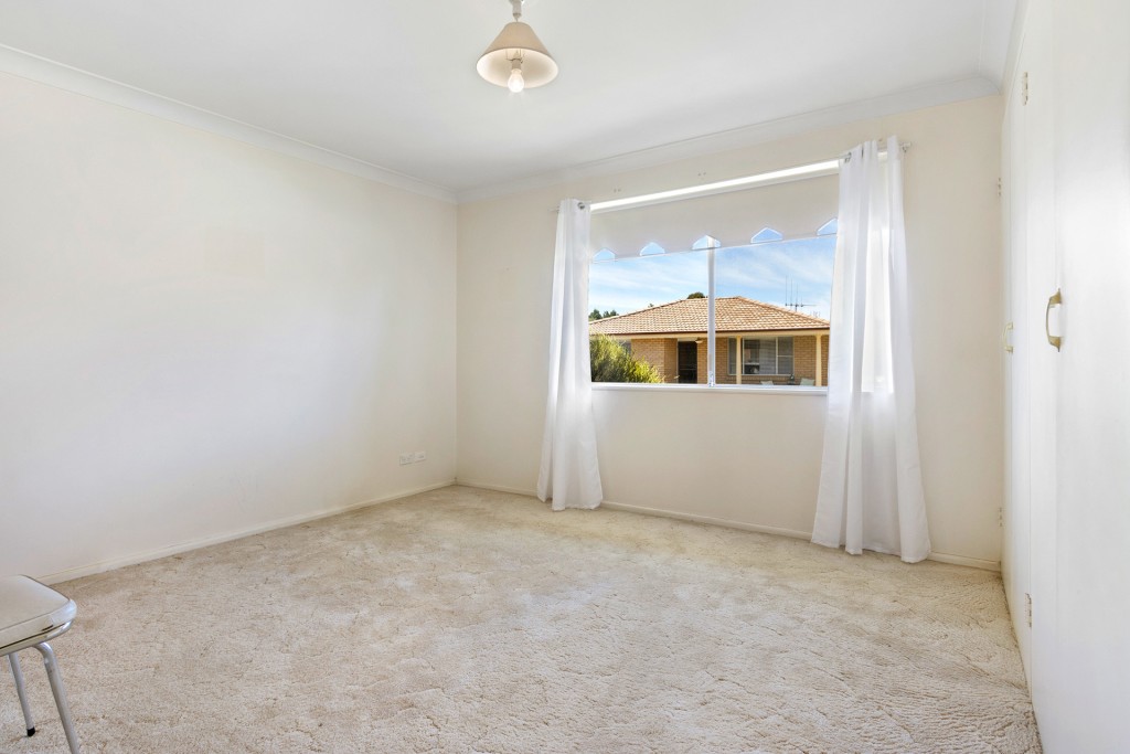 2/98 Kenna Street, Orange NSW 2800 - photo 7
