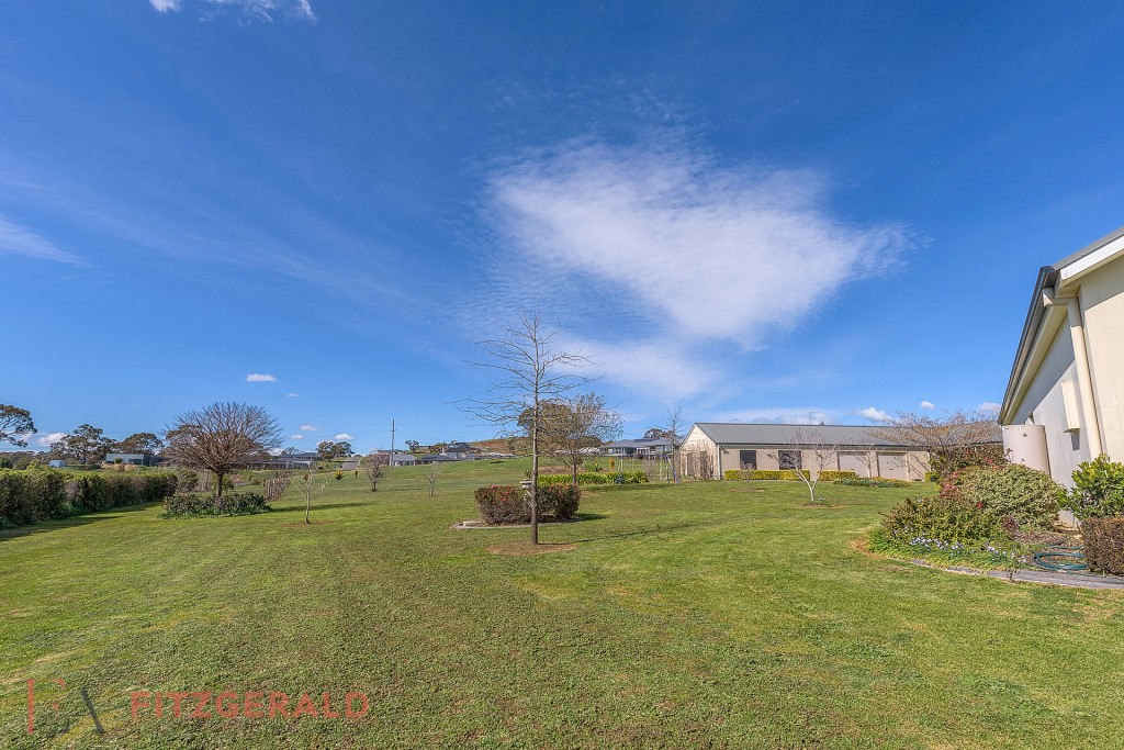 77 Dean Drive, Orange NSW 2800 - photo 12